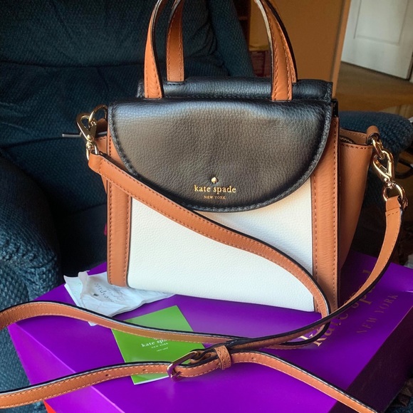 kate spade Handbags - 100% Authentic  Kate spade Small Adriene 💓NWOT